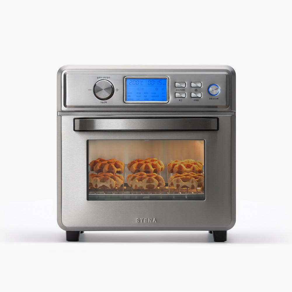 스테나 더 베이커로 미니 번트케이크를 조리하는 모습