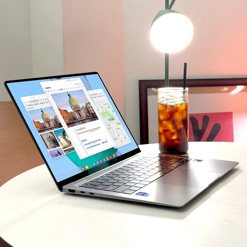 갤럭시북5 프로 카페에서 사용 휴대성